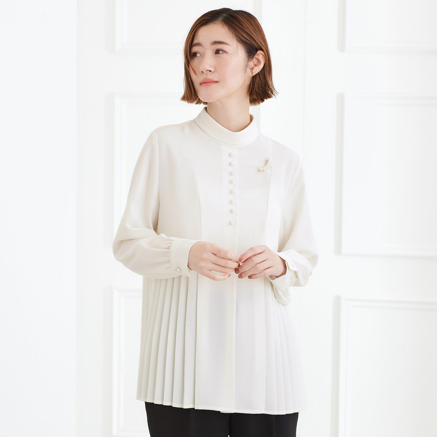 grove「【マシンウォッシュ/防シワ/UVカット】裾プリーツ取り外しボウタイブラウス」|シャツ・ブラウス|