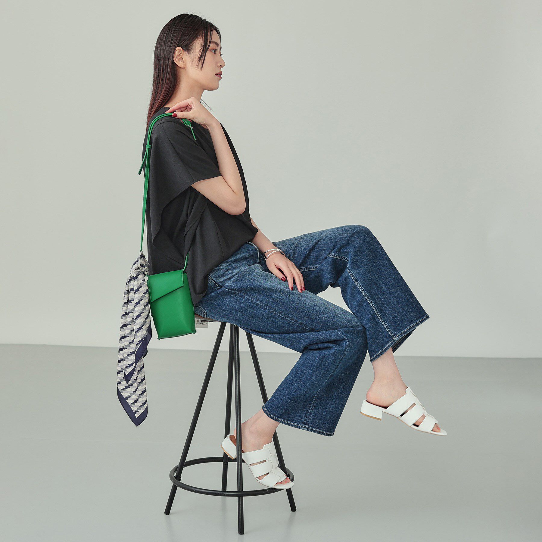 INDIVI「フラップポシェット」|ショルダー・メッセンジャー|