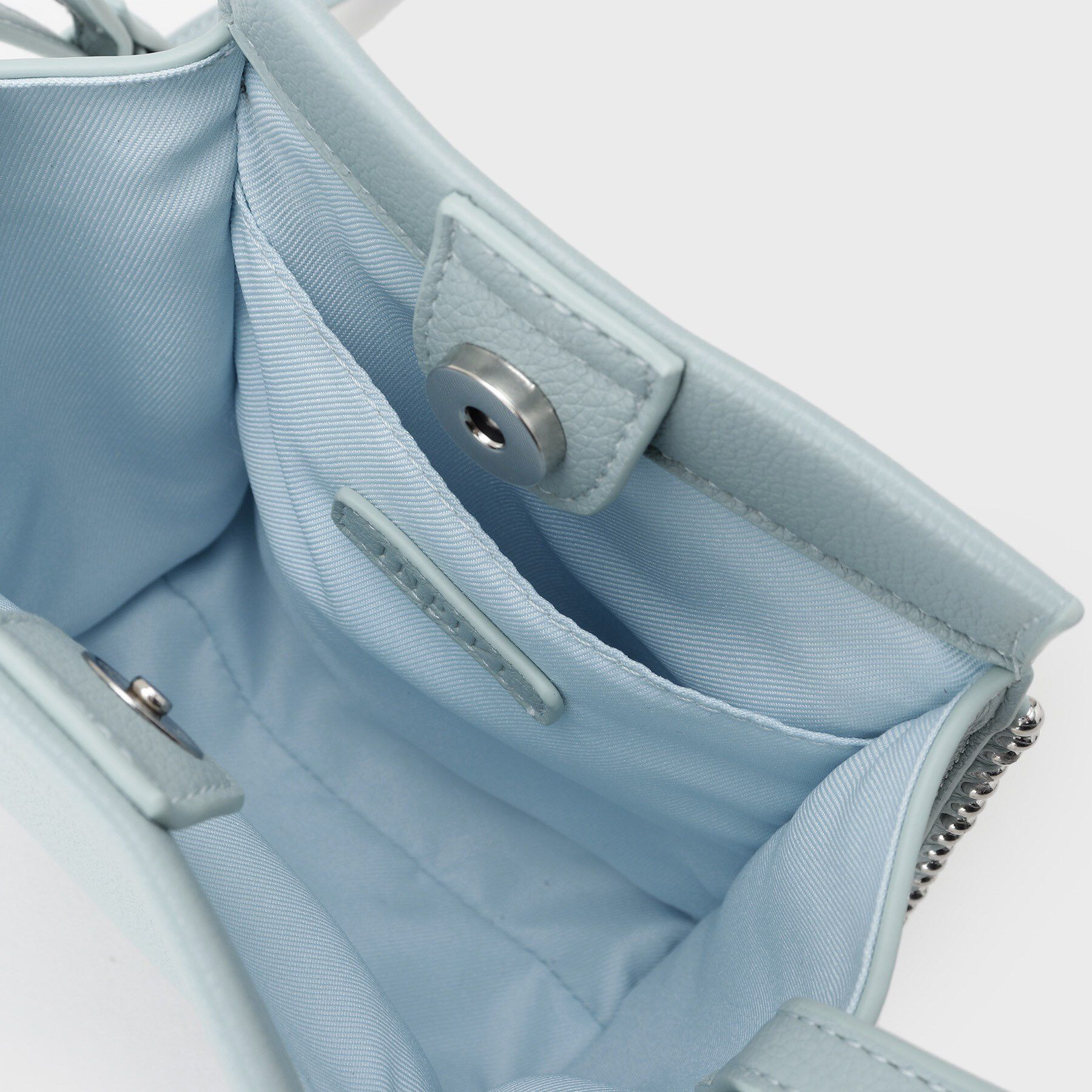 INDIVI「【合皮】スタッズ風メタルポシェットバッグ」|ショルダー・メッセンジャー|