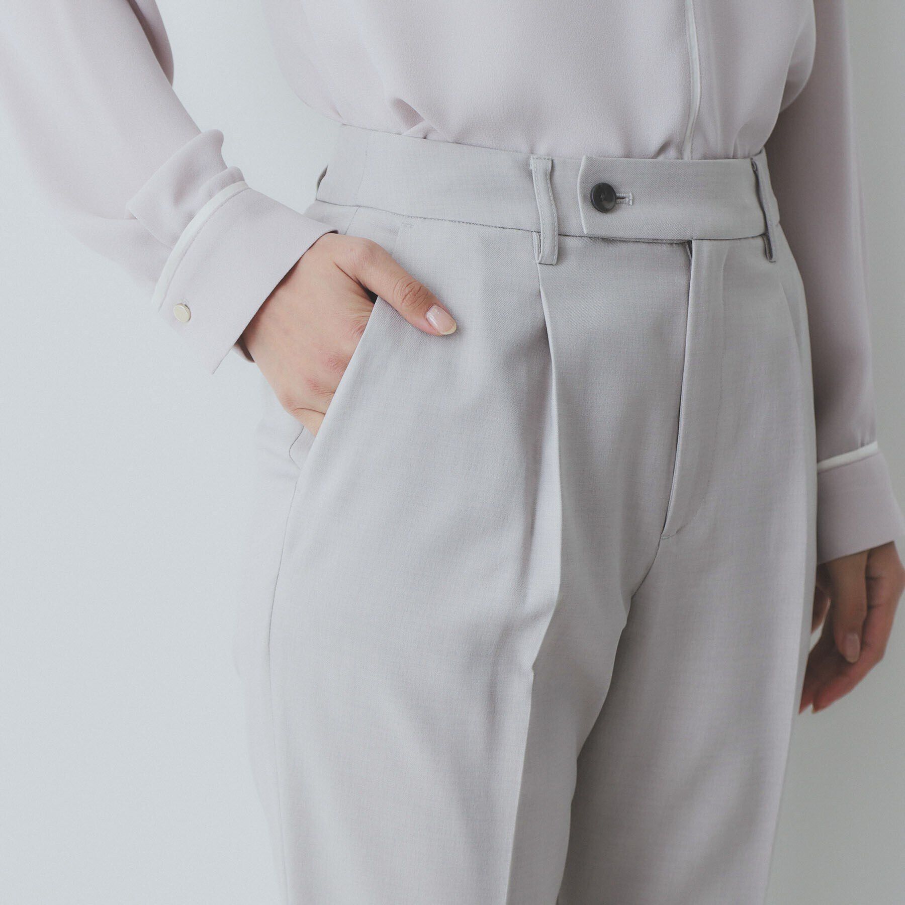 index「ドライタッチストレッチテーパードパンツ/セットアップ対応【洗濯機洗い可/イージーアイロン】」|その他|