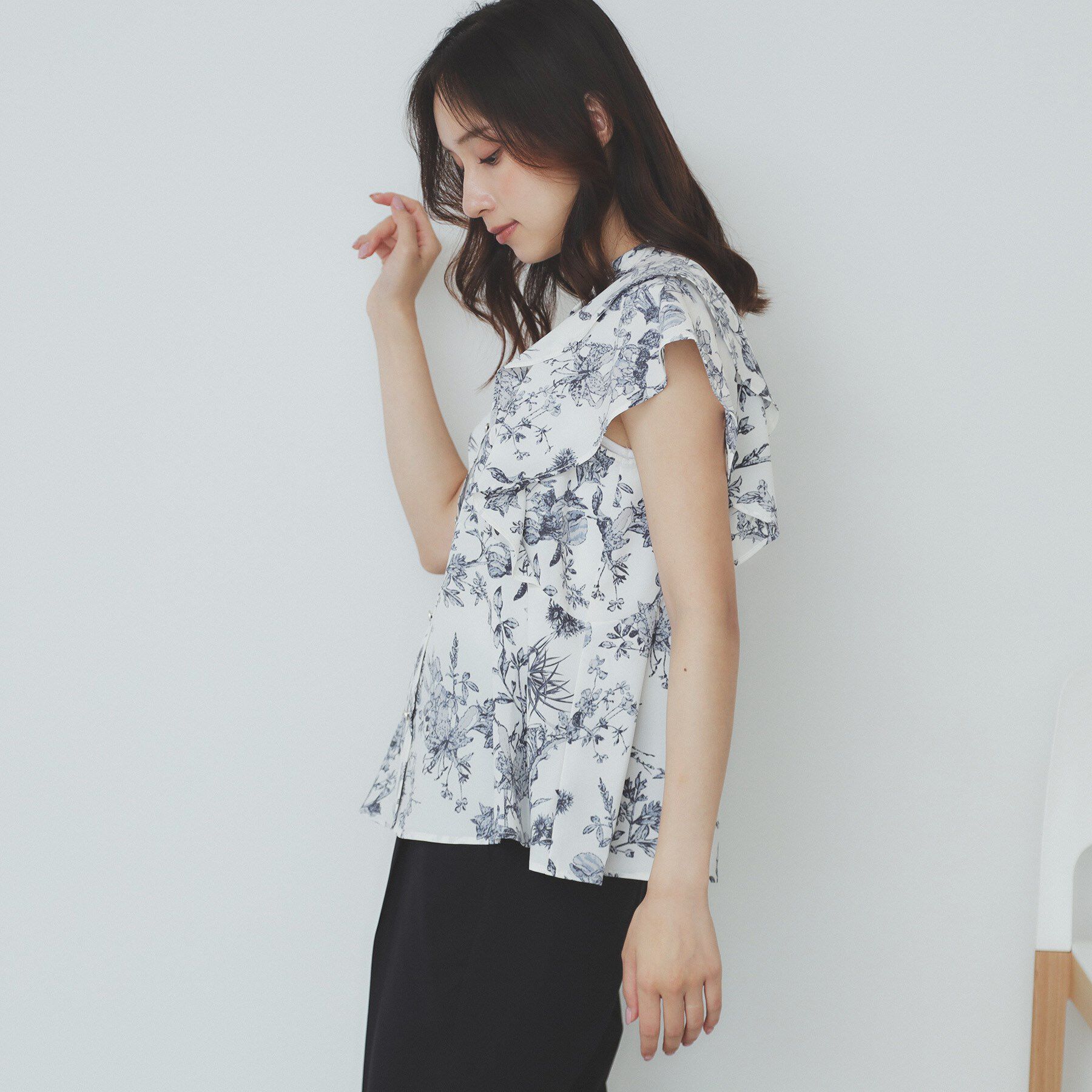 index「ダブルフリルバンドカラーブラウス【洗濯機洗い可/イージーアイロン/防シワ】」|シャツ・ブラウス|