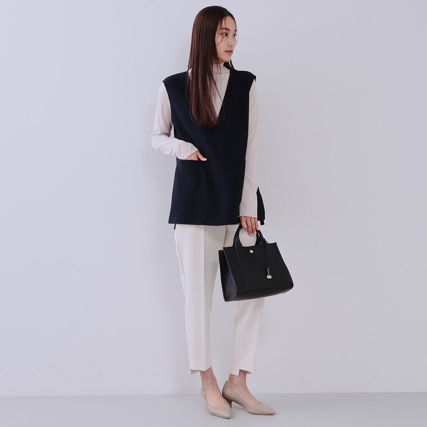 OPAQUE.CLIP「Vネックプルオーバーベスト【洗濯機洗い可】」|ベスト・ジレ|