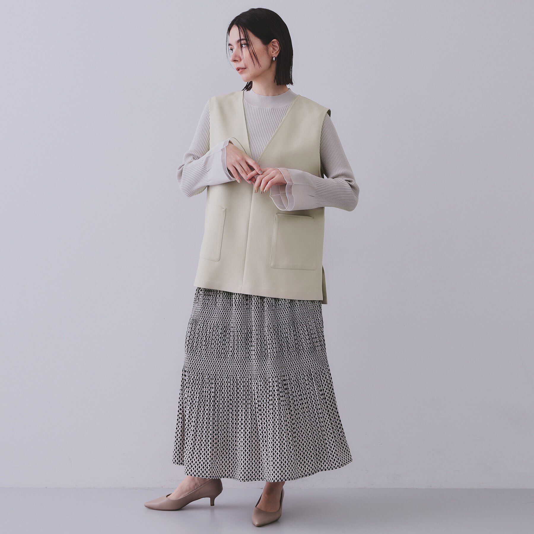 OPAQUE.CLIP「Vネックプルオーバーベスト【洗濯機洗い可】」|ベスト・ジレ|