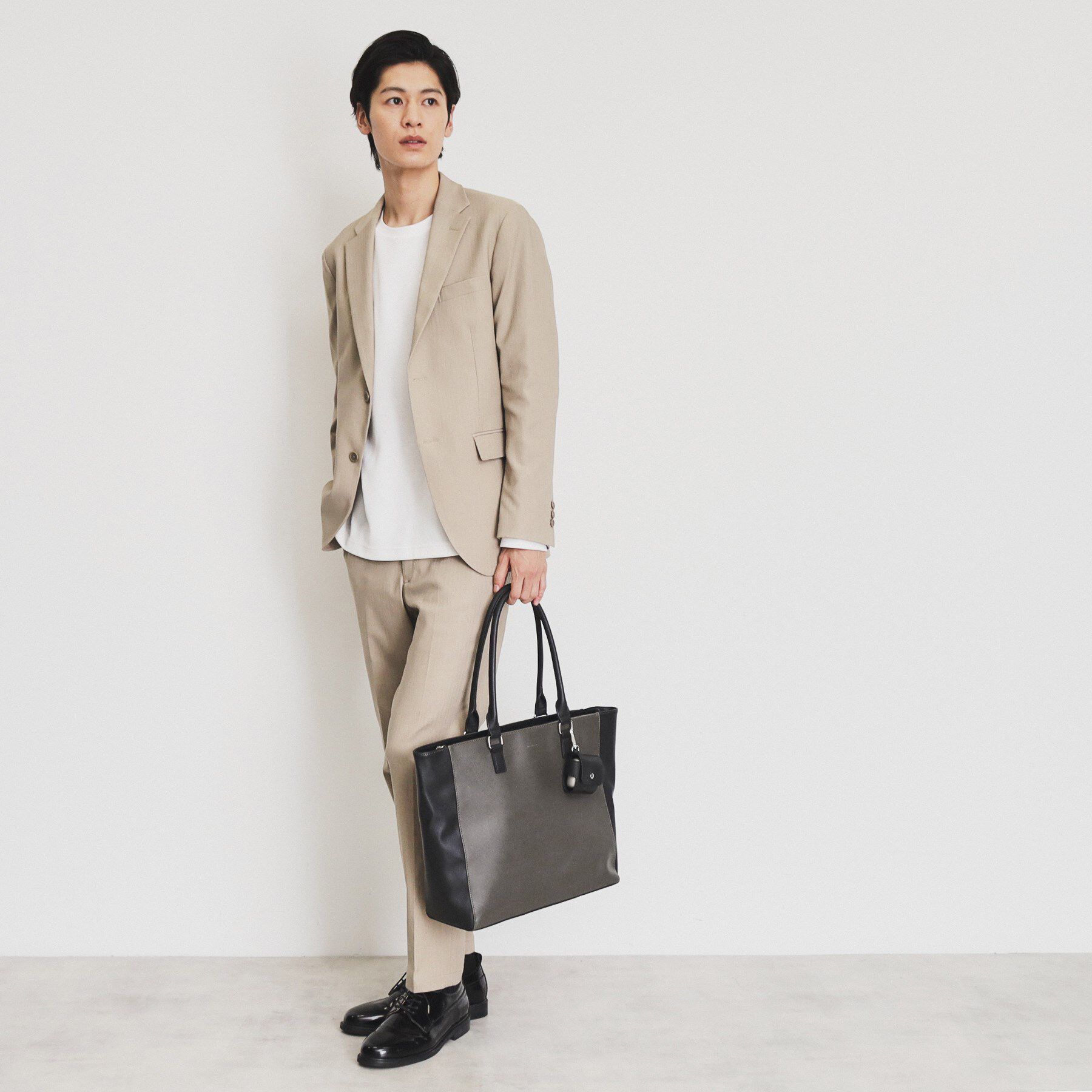 THE SHOP TK「【A4サイズ／ビジネスでも使える】合皮トートバッグ イヤホンケース付き」|トートバッグ|