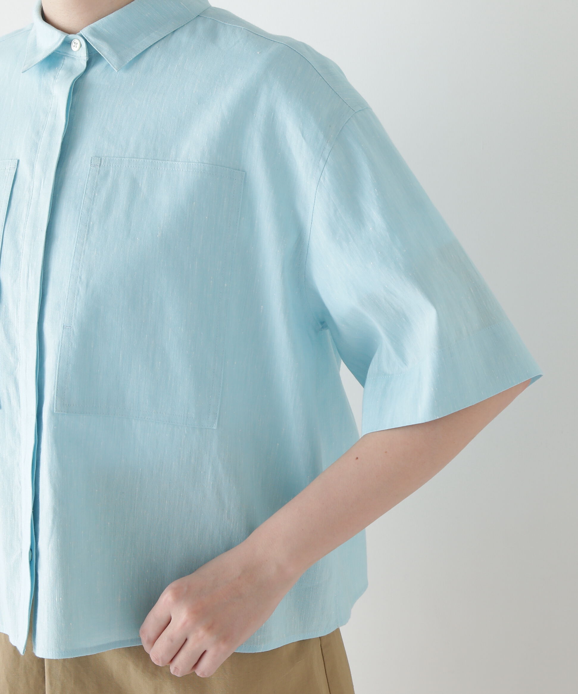  「◆コットンリネンシャンブレーハーフスリーブボックスシャツ」|シャツ・ブラウス|