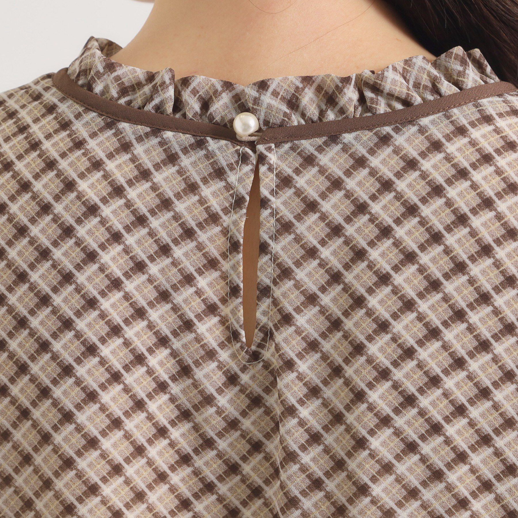 ITS&rsquo;DEMO「【手洗い可／セットアップ可】チェックスタンドフリルブラウス」|シャツ・ブラウス|