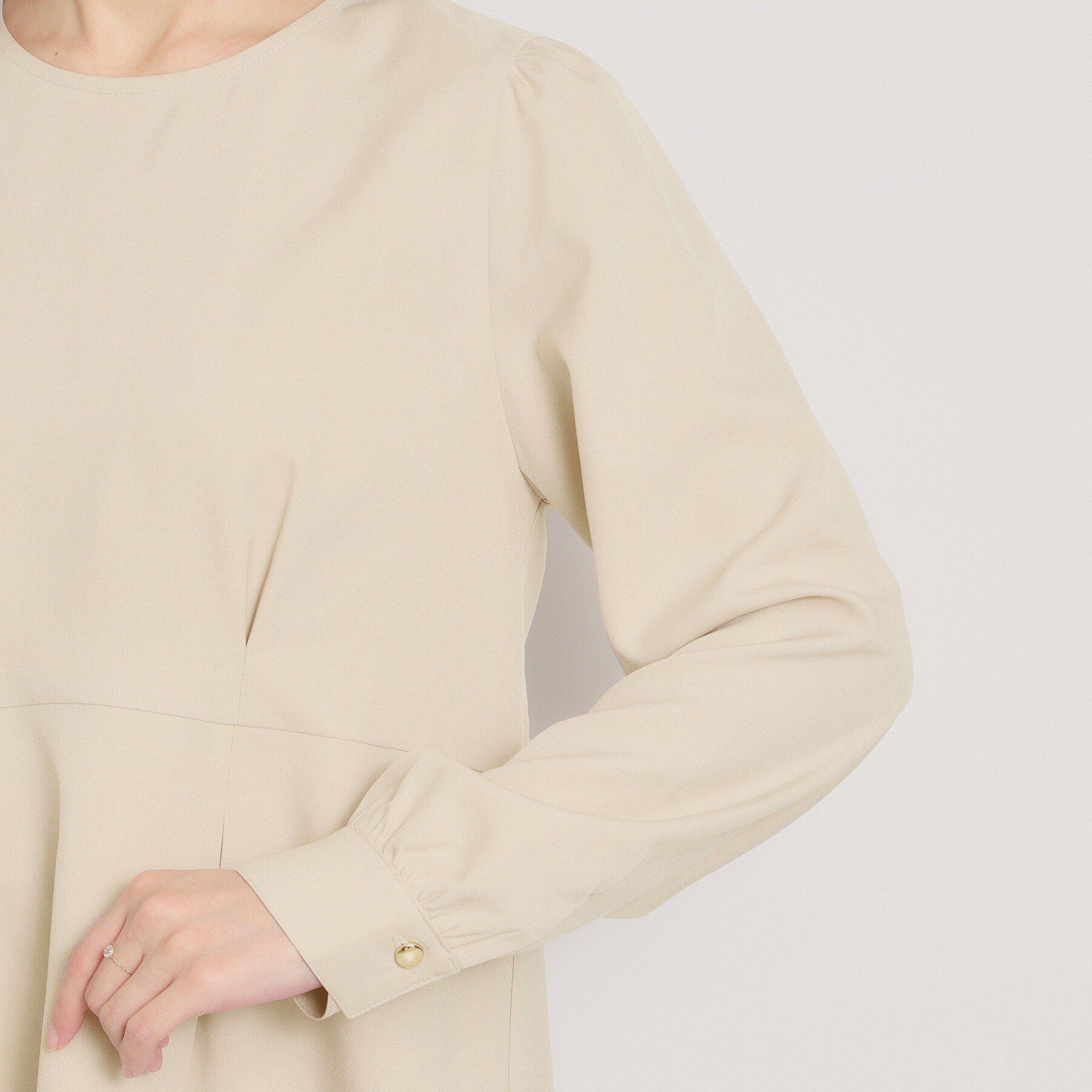 ITS&rsquo;DEMO「【入卒／洗濯機OK／イージーケア】ツイルストレッチペプラムブラウス」|シャツ・ブラウス|