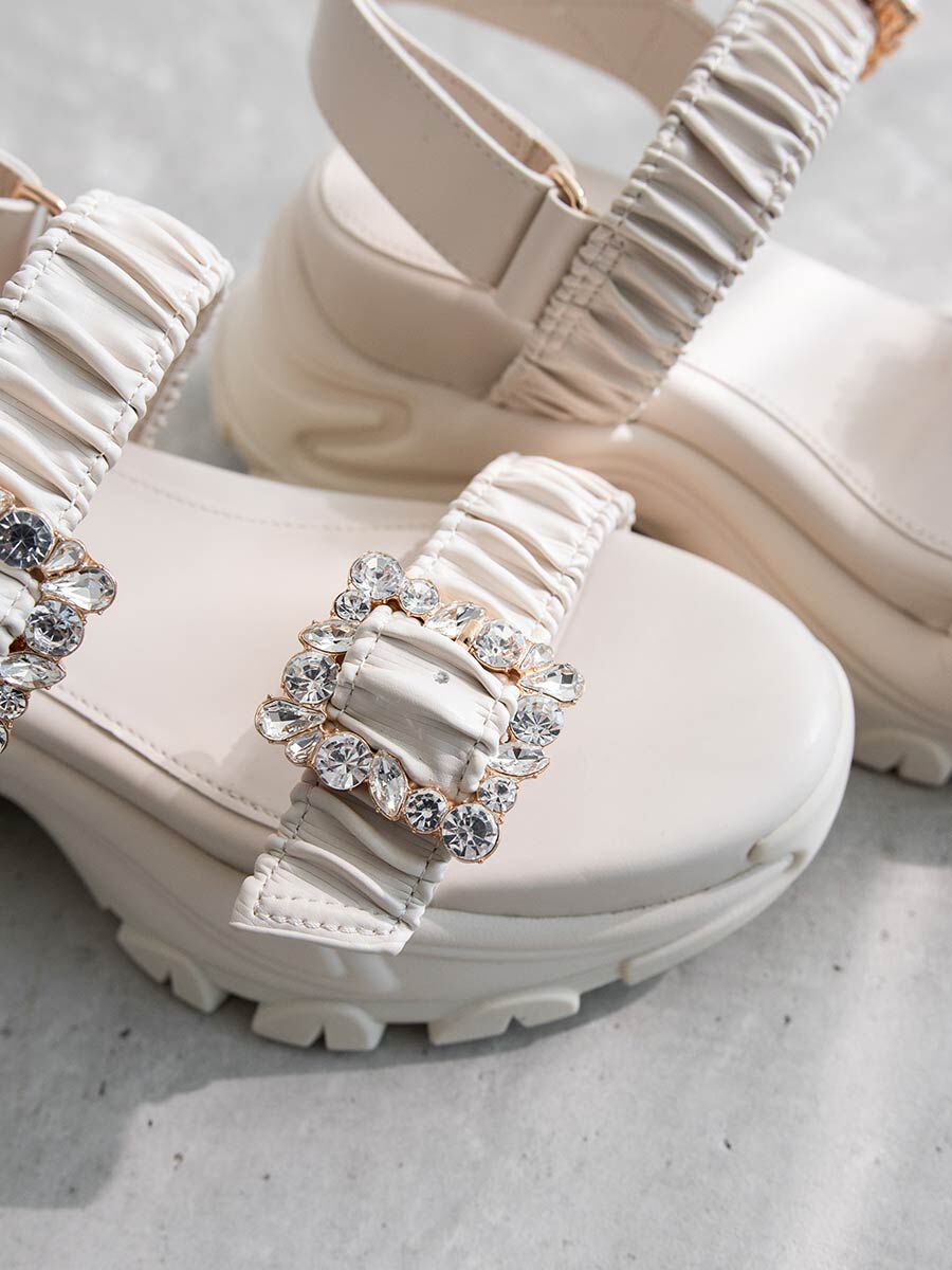  「ビジュー&times;ギャザーベルトスポーツサンダル」|サンダル|