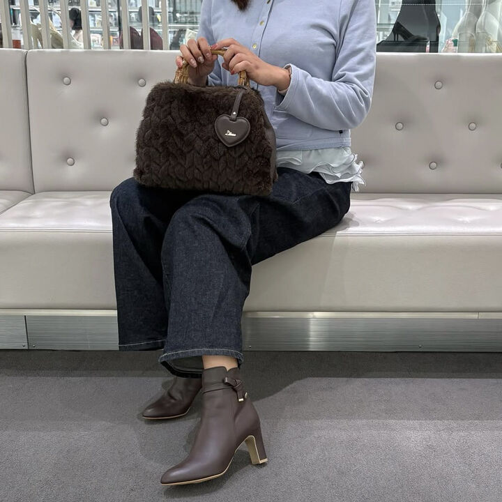 ダイアナ「ショートブーツ　EM67167」|ショートブーツ|