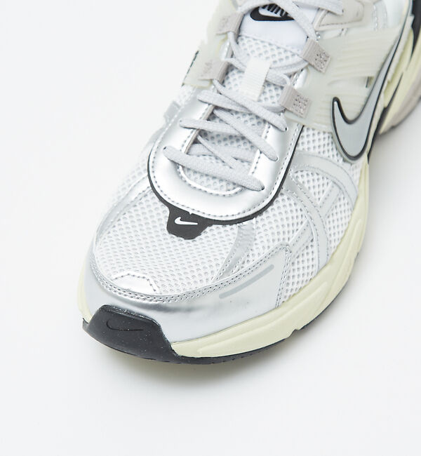 ABAHOUSE「【NIKE / ナイキ】 V2K RUN / V2Kランスニーカー」|スニーカー|