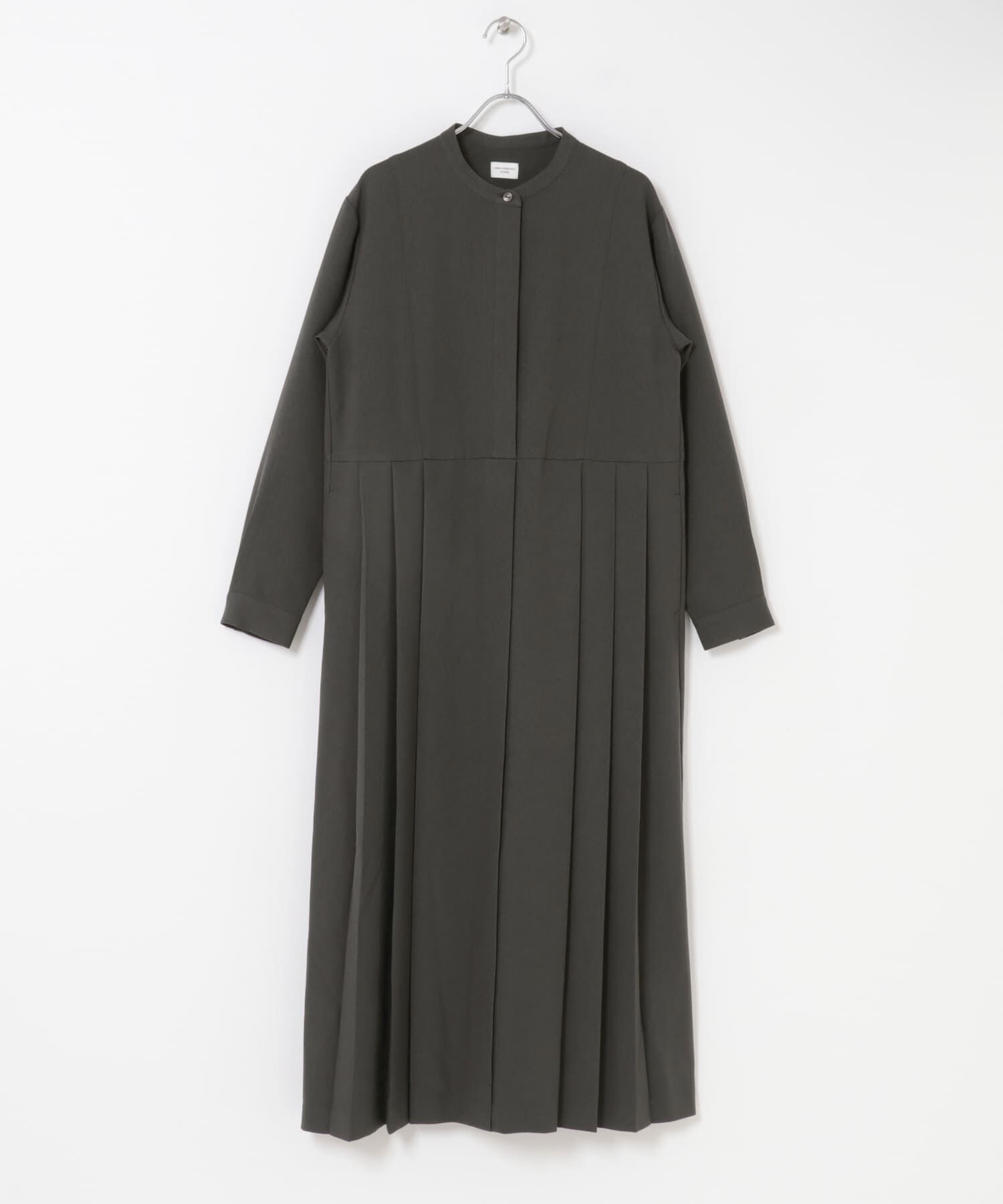 URBAN RESEARCH DOORS「『一部WEB限定カラー』『UR TECH SMOOTHLUXE』サイドプリーツ切替ワンピース」|ワンピース|