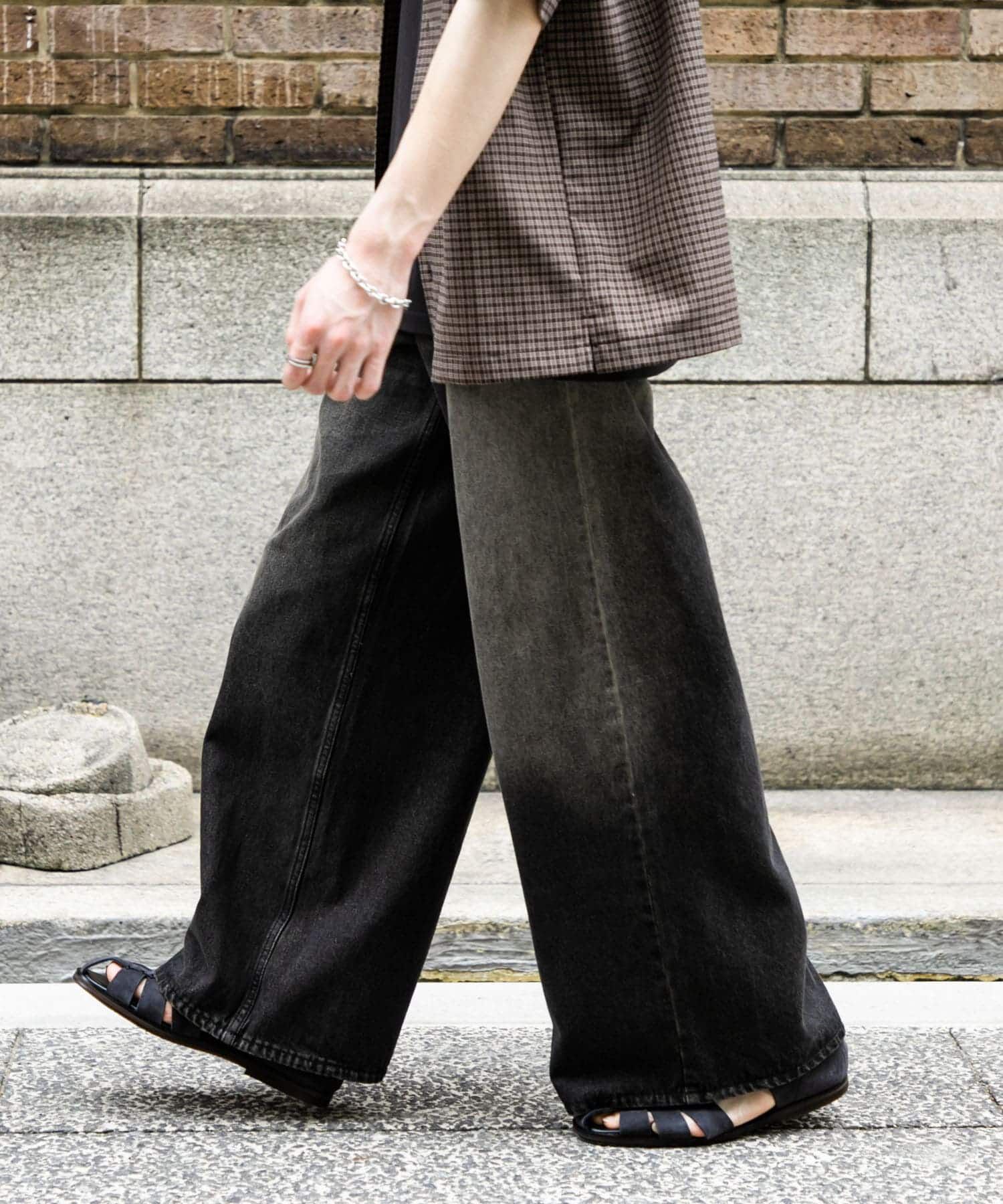 SENSE OF PLACE by URBAN RESEARCH「『ユニセックス』ヴィンテージライクデニムワイドパンツ」|デニム|