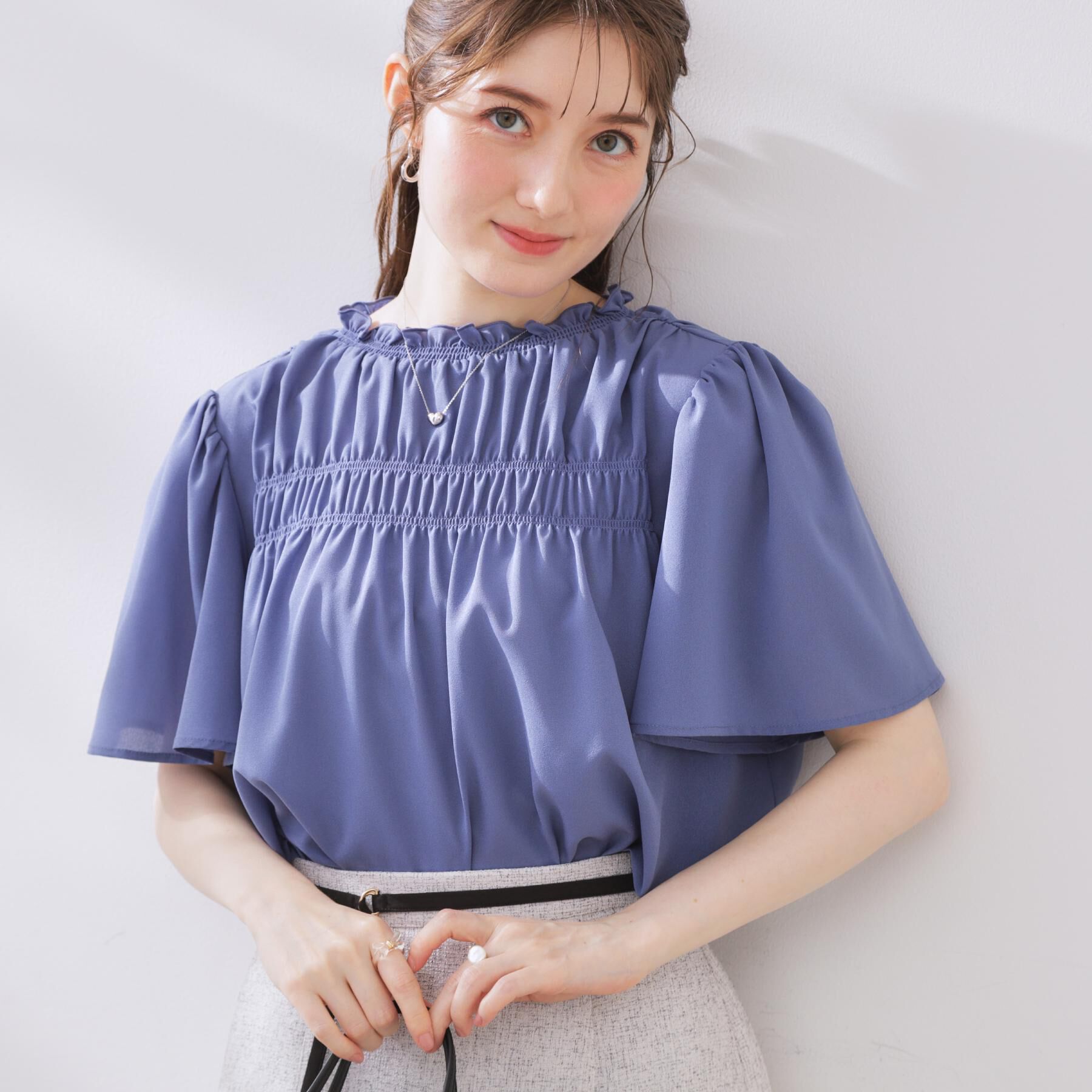 Couture broach「【二の腕カバー・通勤】シャーリングシアーブラウス」|シャツ・ブラウス|