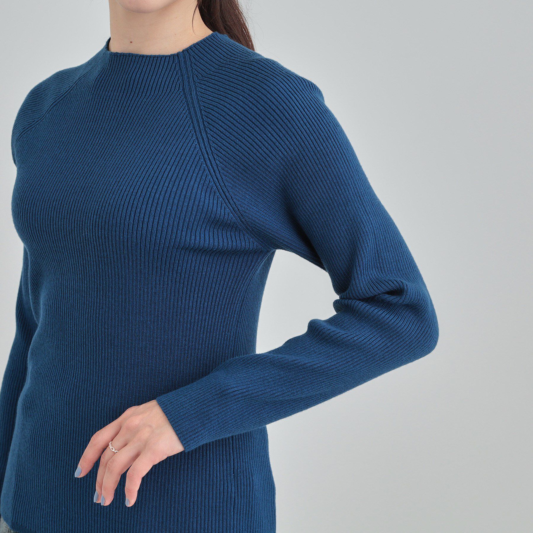 SHOO･LA･RUE「【絶妙なゆるピタ/洗濯機可】ちくちくしにくい リブハイネックやわらかニット」|ニット・セーター|