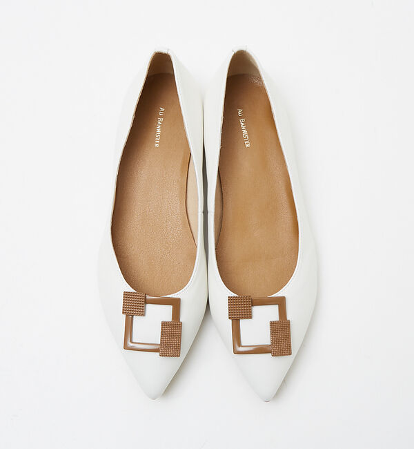 AU BANNISTER「スクエアモチーフフラットパンプス」|パンプス|