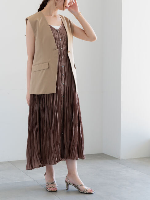 Te chichi「ワッシャープリーツキャミワンピース」|ワンピース|カーキ