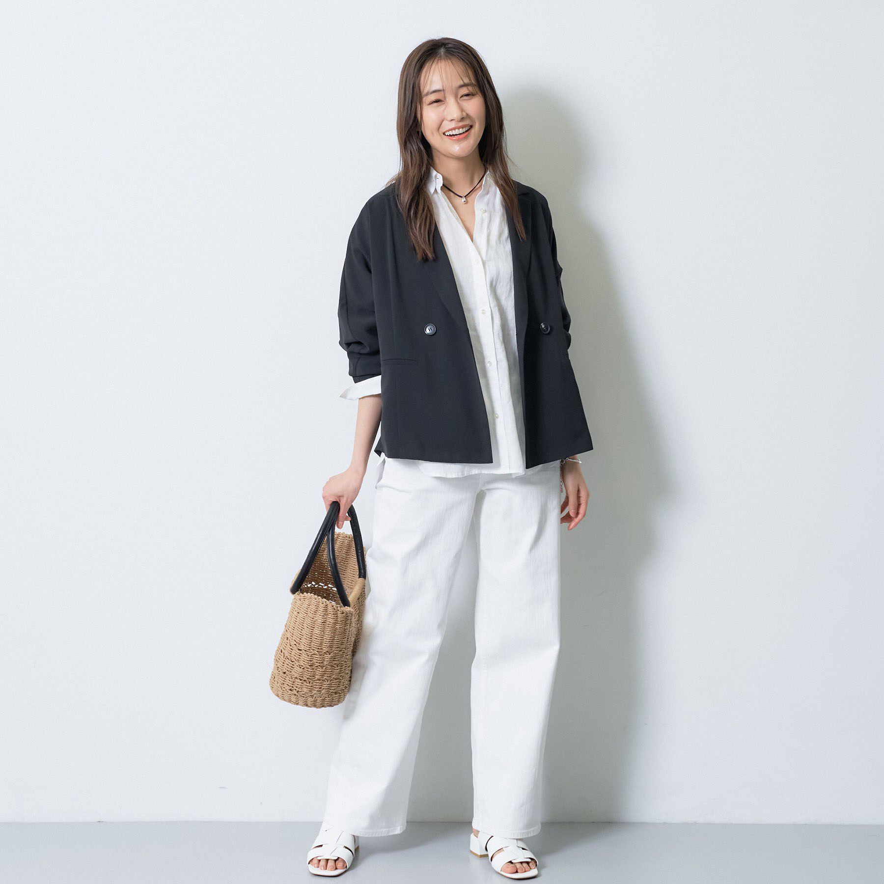 INDIVI「【春の新色登場！褒められデニム】ワイドストレート デニムパンツ」|デニム|