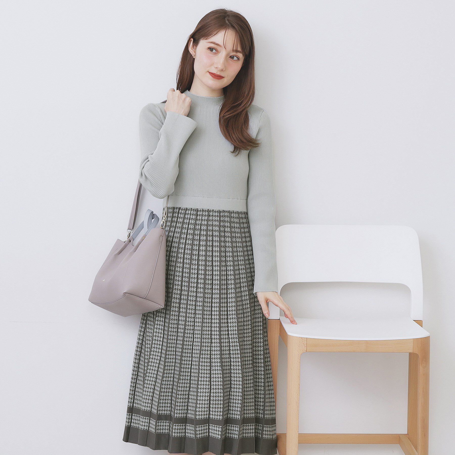 index「千鳥チェックバイカラーニットワンピース【洗濯機OK/抗ピル】」|ワンピース|