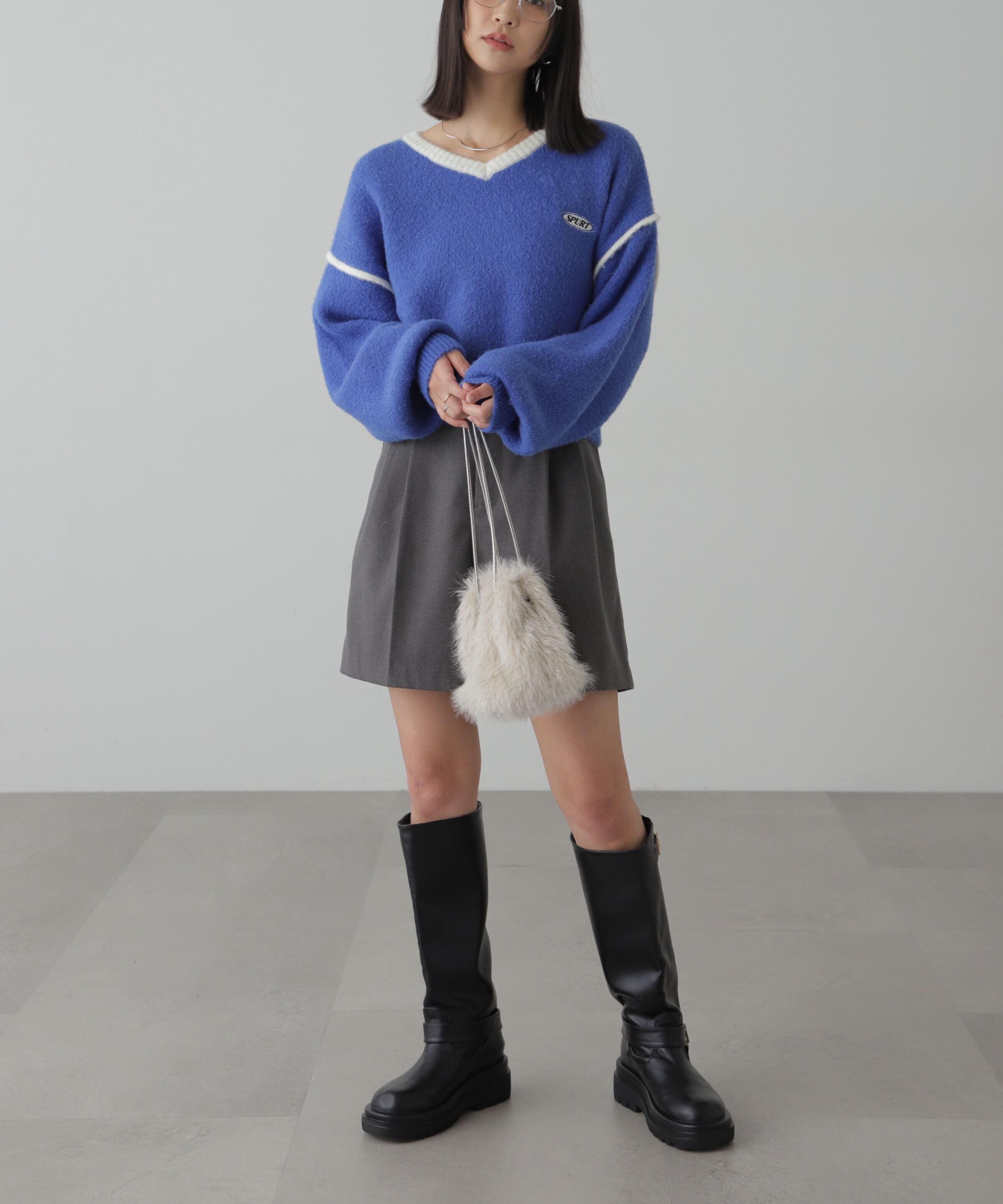  「Vネック配色ショート丈ニット」|ニット・セーター|