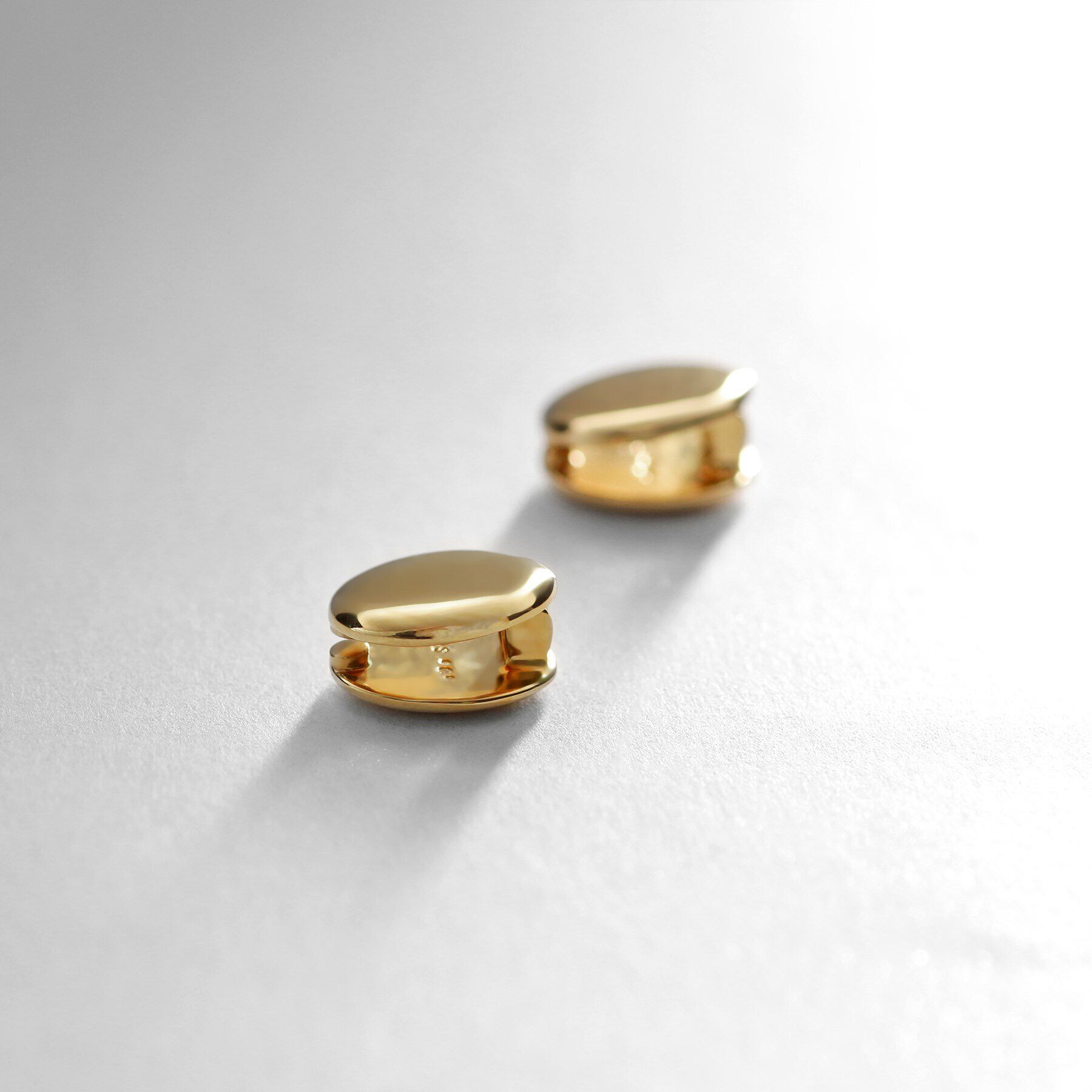 COCOSHNIK ONKITSCH「シルバー オーバルカボション　イヤリング GP」|イヤリング|