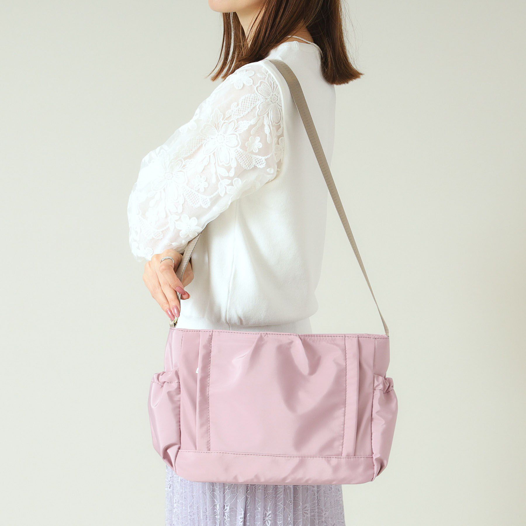 ITS&rsquo;DEMO「【12ポケット】収納アドバイザー三層ショルダー」|ショルダー・メッセンジャー|ラベンダー(080)