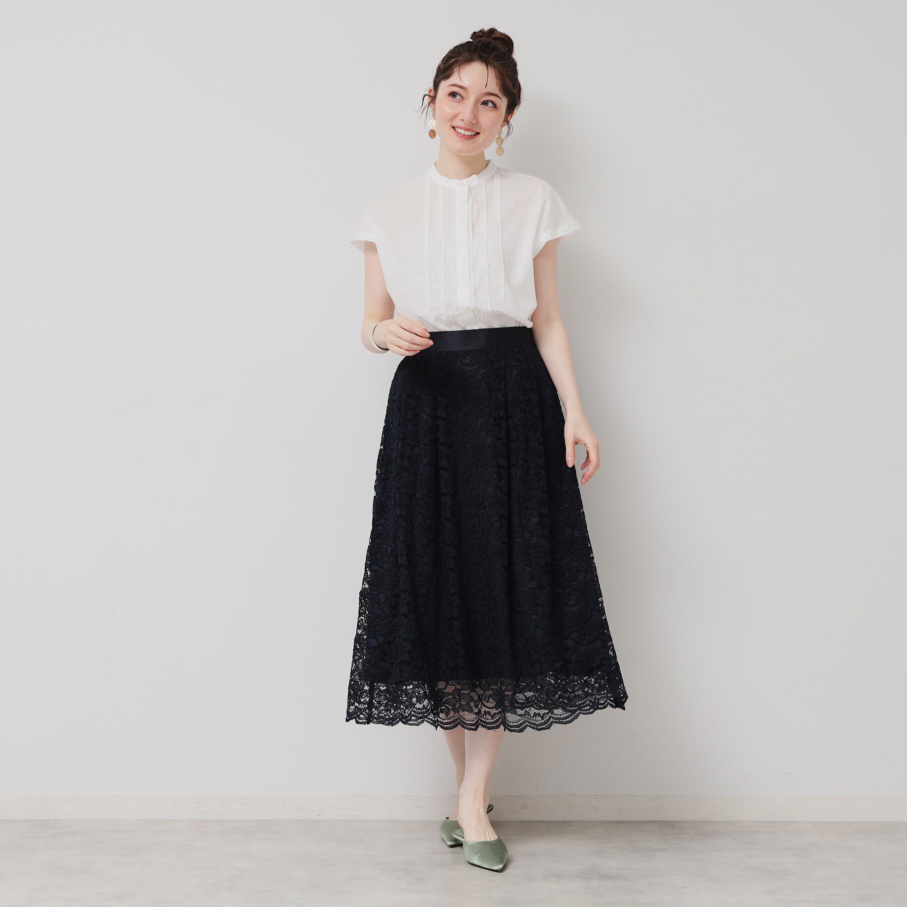 SunaUna「【コンパクトフリル／3色展開】フレンチスリーブブラウス」|シャツ・ブラウス|