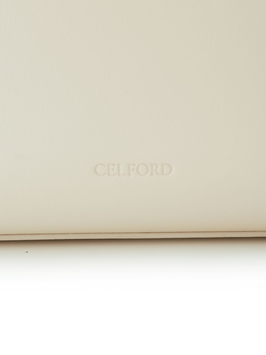 CELFORD「【リュタン】ビジュースタッズポシェット（Ｍ）」|ショルダー・メッセンジャー|