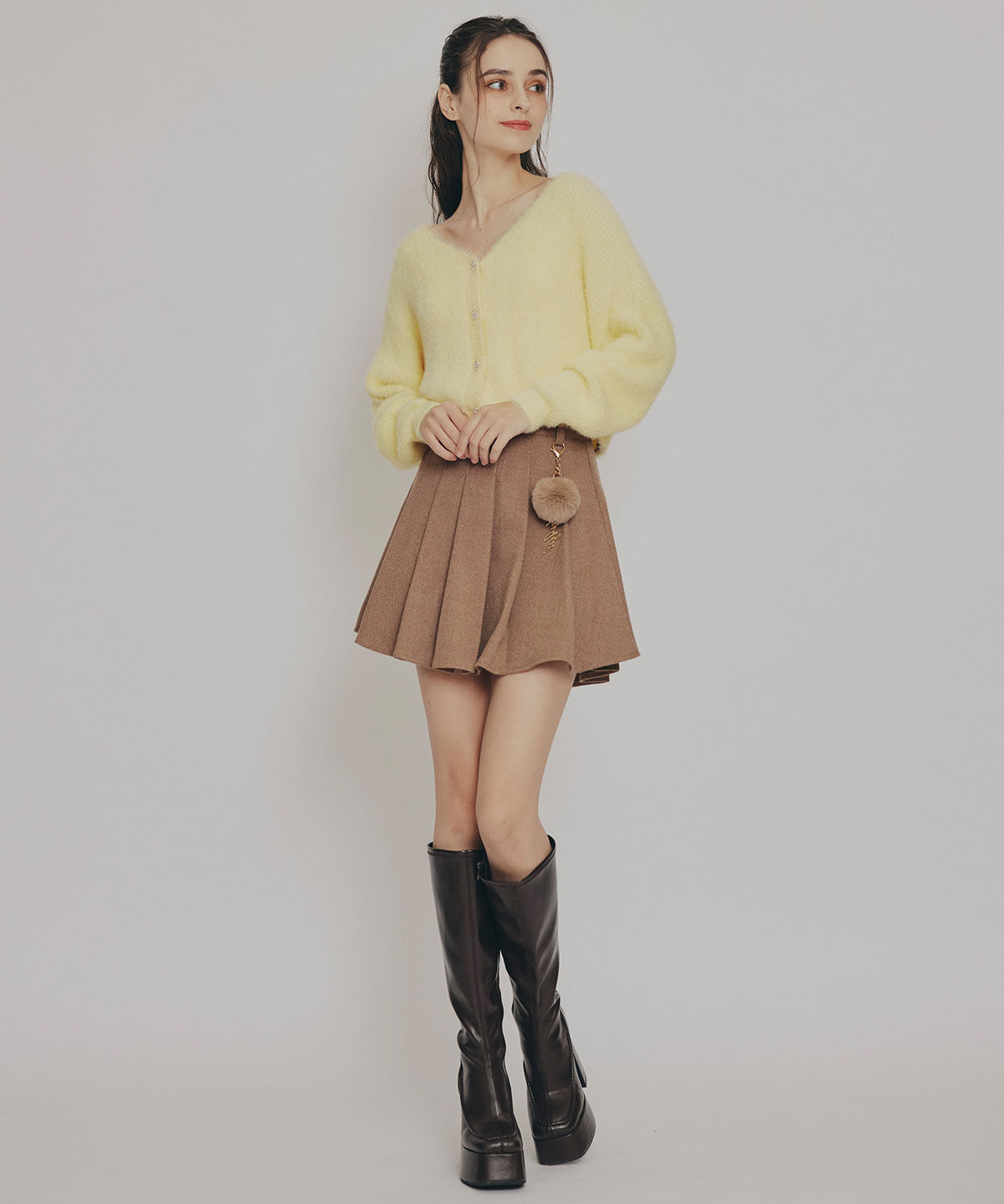 REDYAZEL「フェザーヤーンビジューボタンカーディガン」|カーディガン|