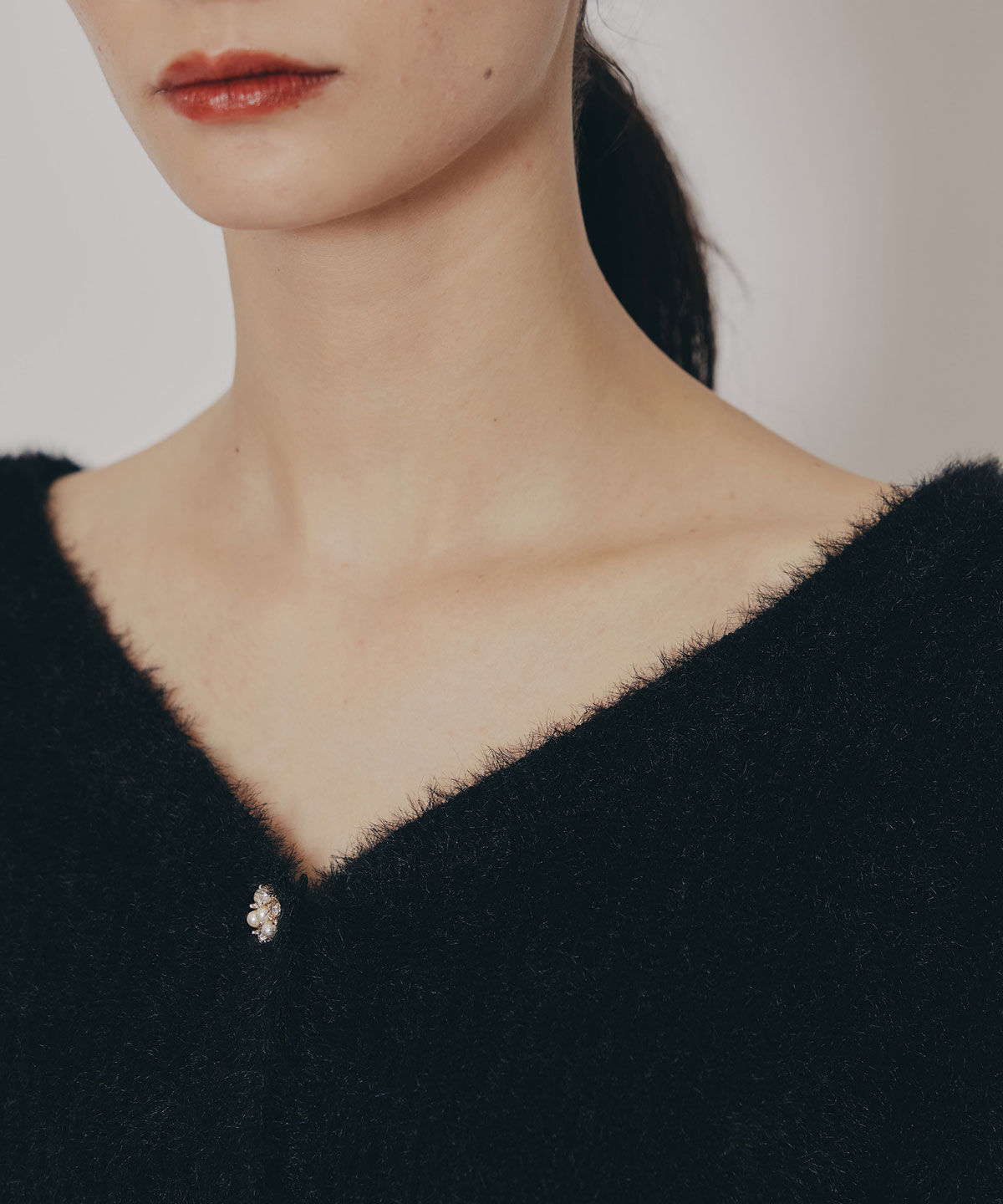 REDYAZEL「フェザーヤーンビジューボタンカーディガン」|カーディガン|