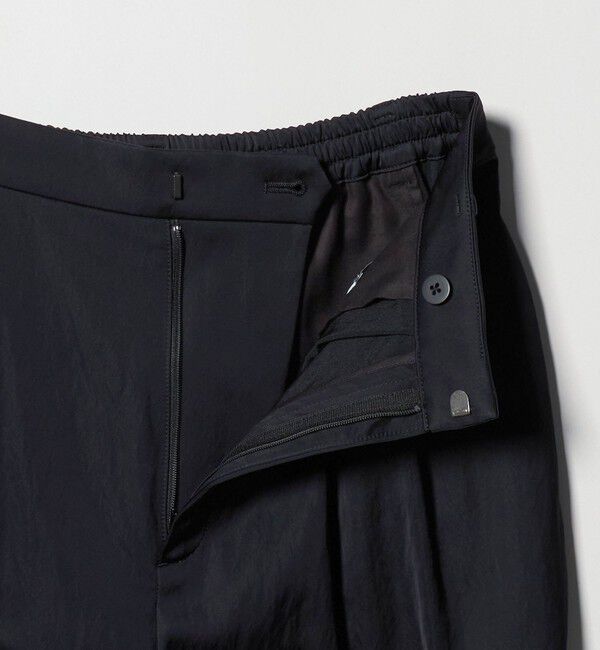 UNITED ARROWS「サテン 2タック ストレート パンツ」|チノ|