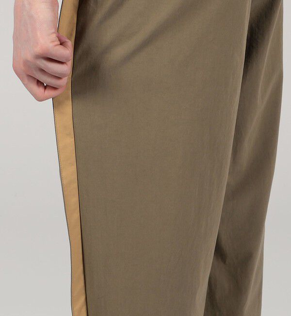 TOMORROWLAND MENS「コットンウェザー タックパンツ」|チノ|