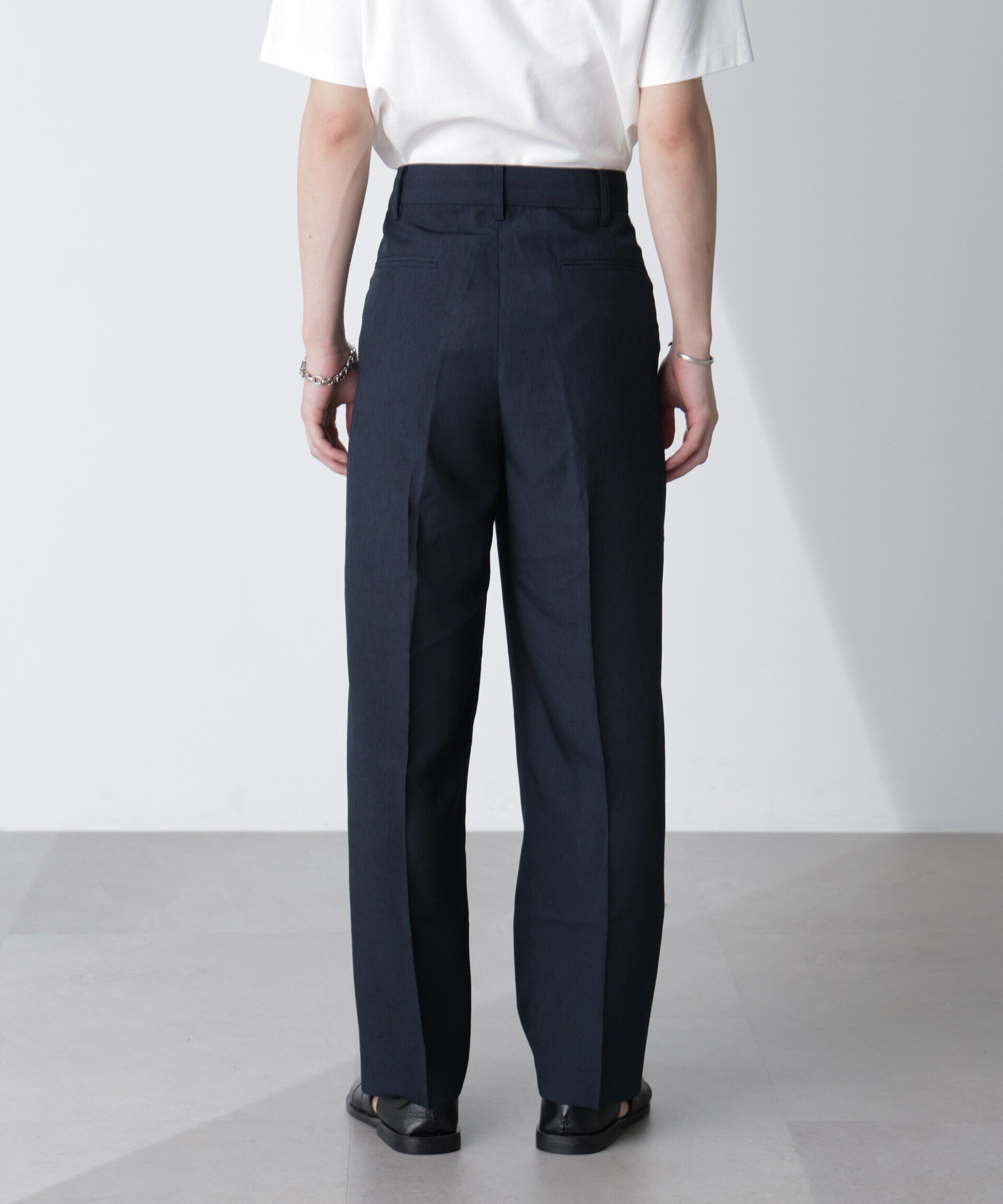 nano･universe「テックリネンリラックスタックテーパードパンツ（セットアップ可）」|チノ|