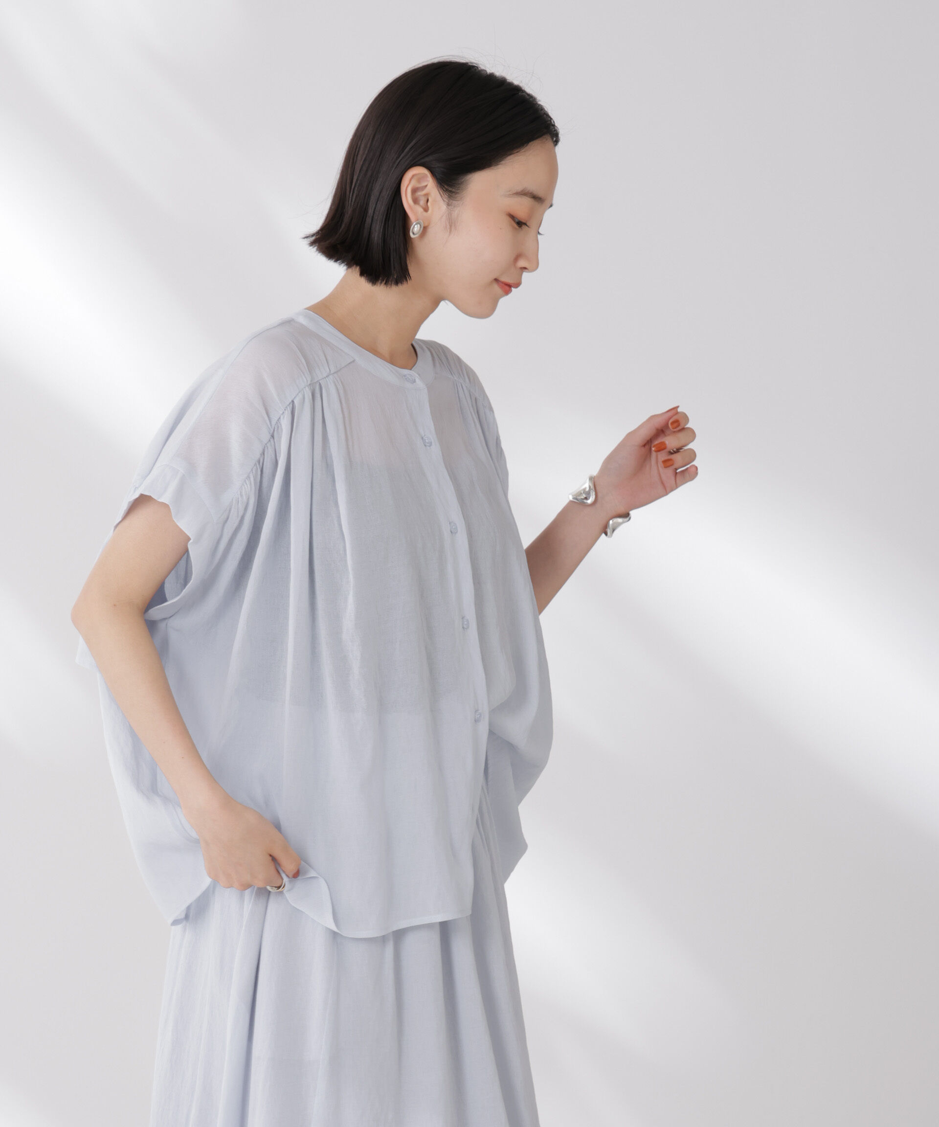 nano･universe「バックフリルギャザーシアーブラウス(セットアップ可)」|シャツ・ブラウス|