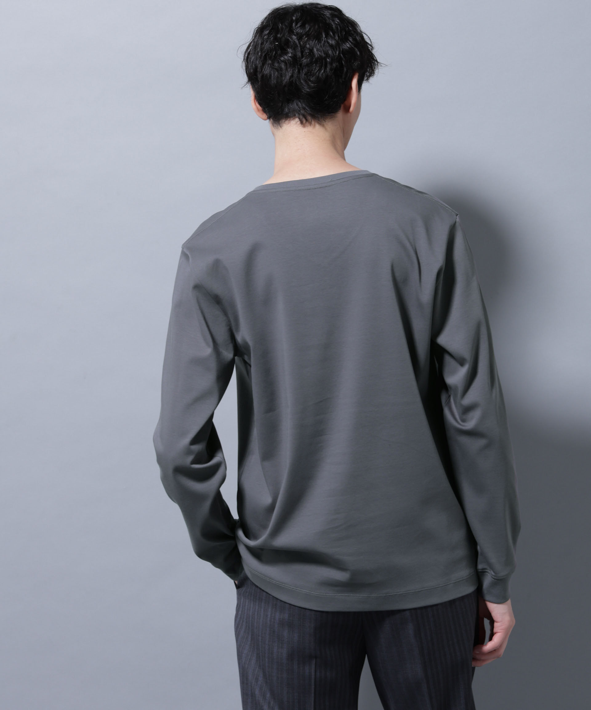 nano･universe「アンチスメルVネックTシャツ 長袖」|Tシャツ・カットソー|