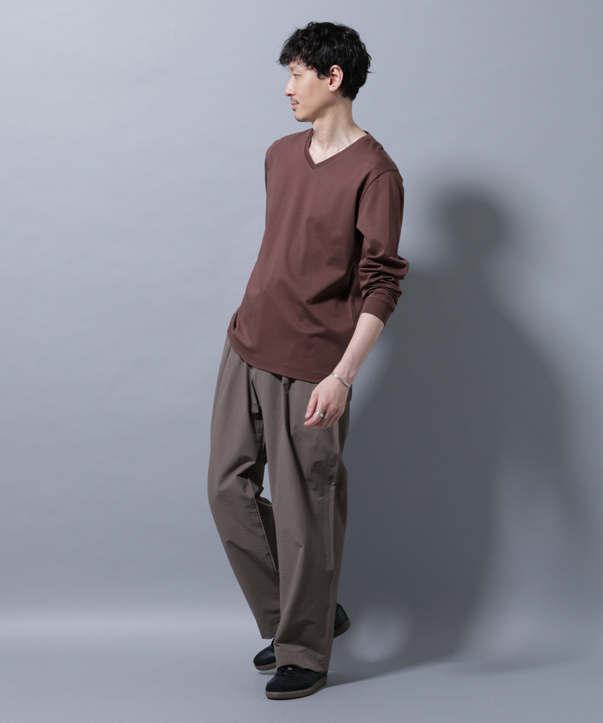 nano･universe「アンチスメルVネックTシャツ 長袖」|Tシャツ・カットソー|