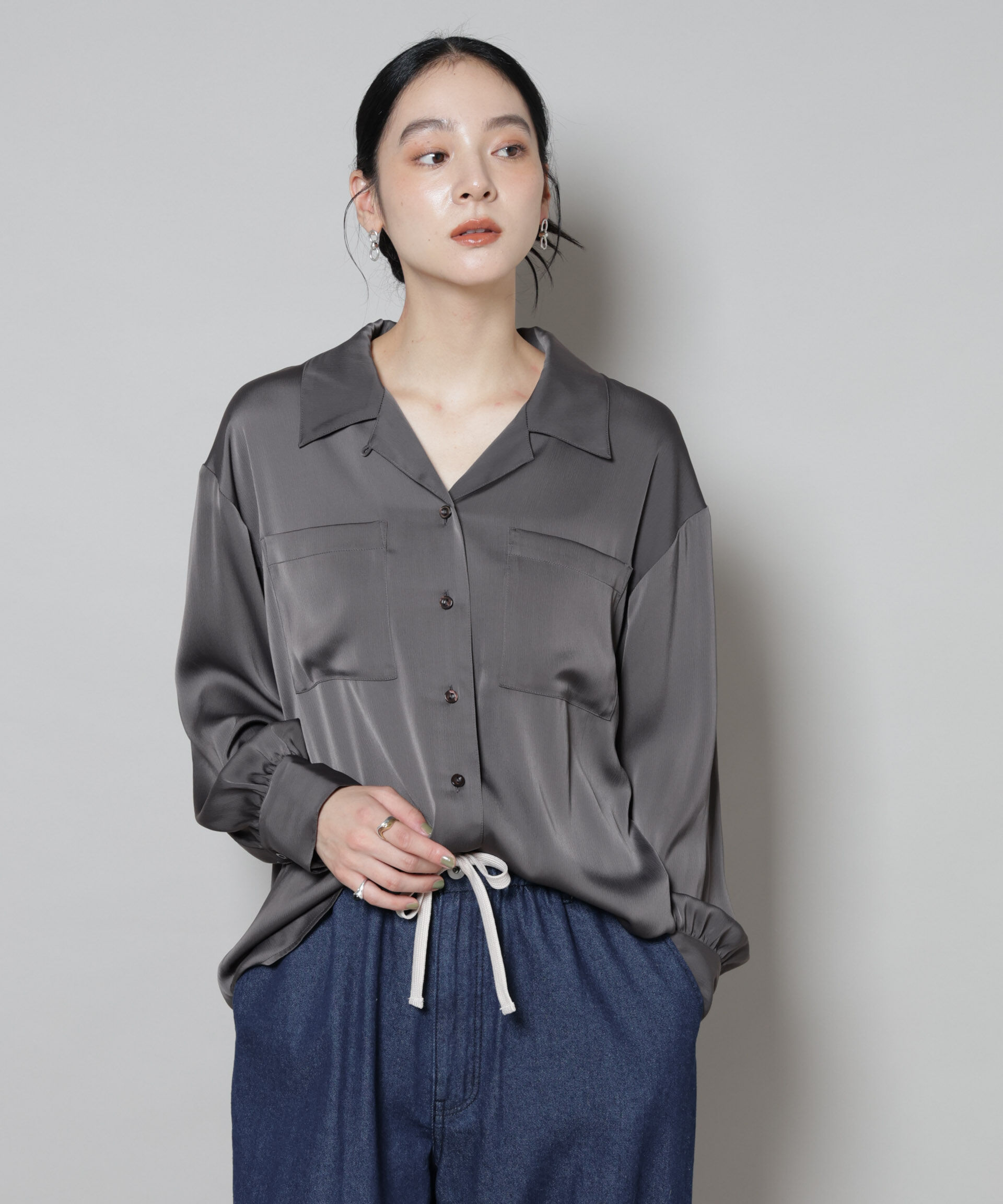 nano･universe「サテンオープンカラーシャツ(セットアップ可)」|シャツ・ブラウス|チャコール3