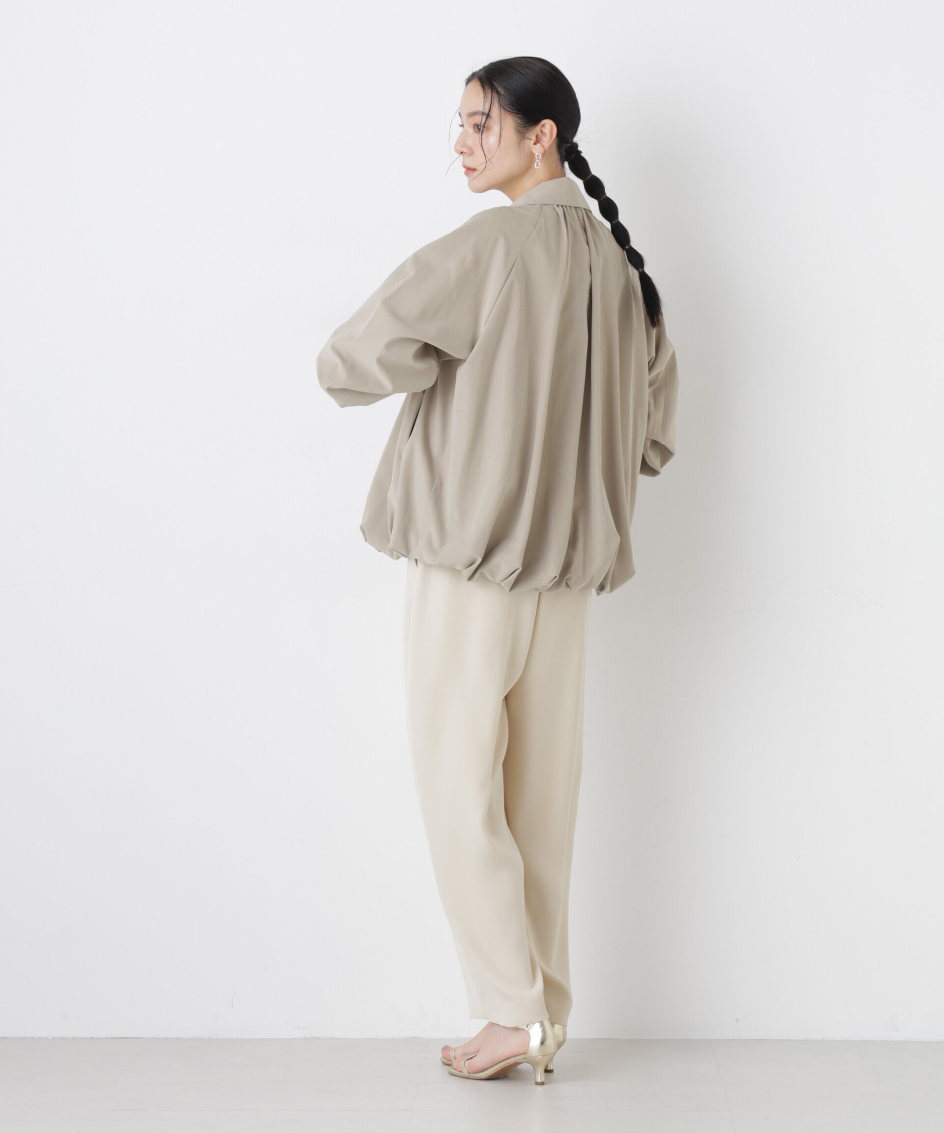 nano･universe「ライトスエードギャザーバルーンブルゾン」|ブルゾン・スタジャン|