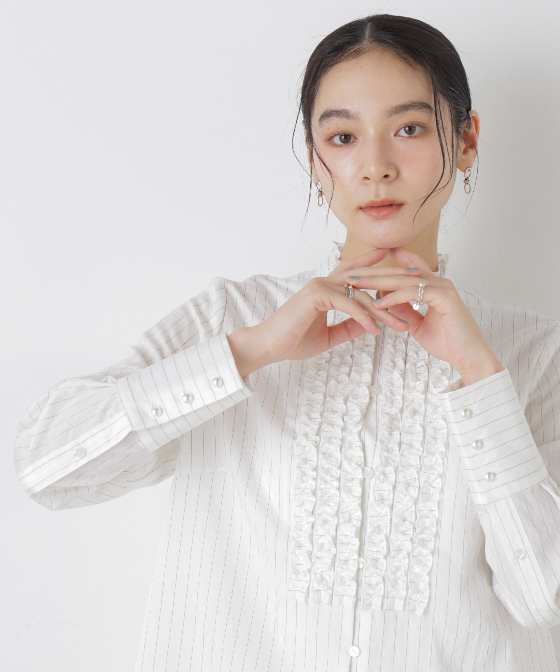 nano･universe「ストライプフリルブラウス」|シャツ・ブラウス|