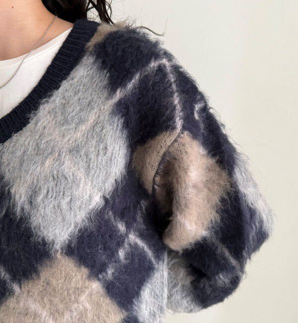 fredy emue「アーガイル柄起毛Ｖネックニット」|ニット・セーター|