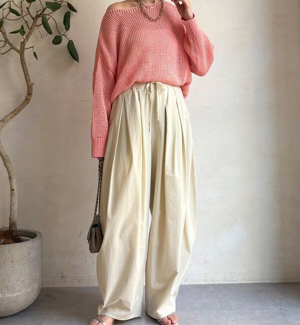  「ナイロンストレッチタックギャザーパンツ」|チノ|