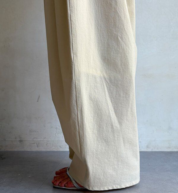  「ナイロンストレッチタックギャザーパンツ」|チノ|