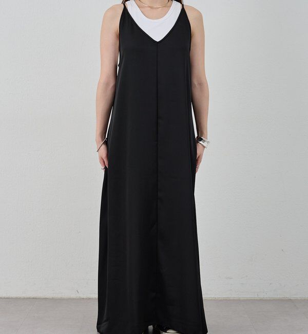  「《サイズ展開》Vネックサテンキャミワンピース」|ワンピース|