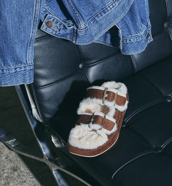 AU BANNISTER「【LAROUTE】ボリュームファーサンダル」|その他|