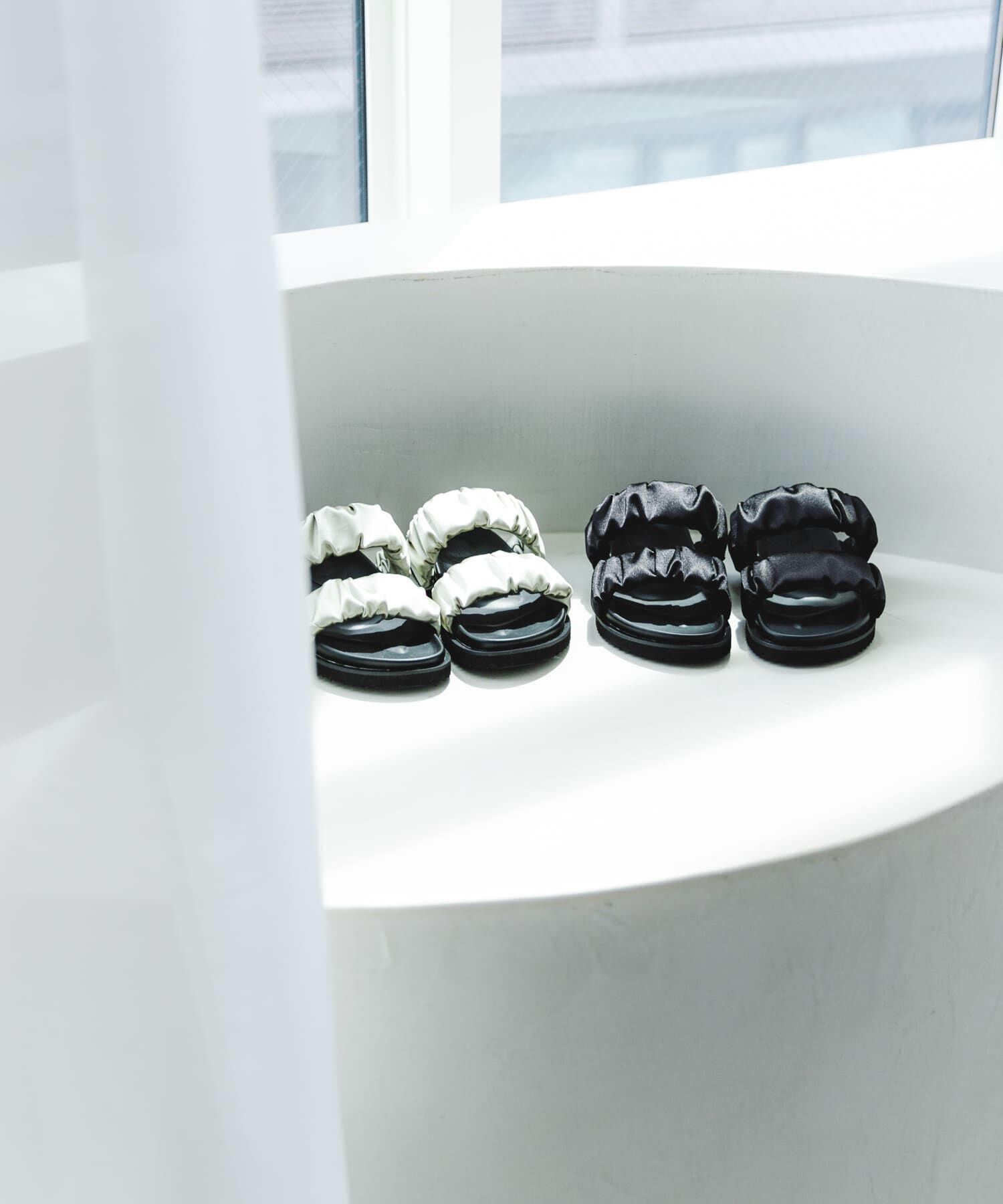 RODE SKO「ギャザースライドサンダル」|サンダル|