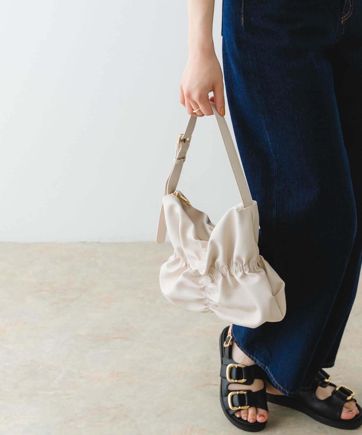 RODE SKO「シャーリングワンハンドルバッグ」|ハンドバッグ|