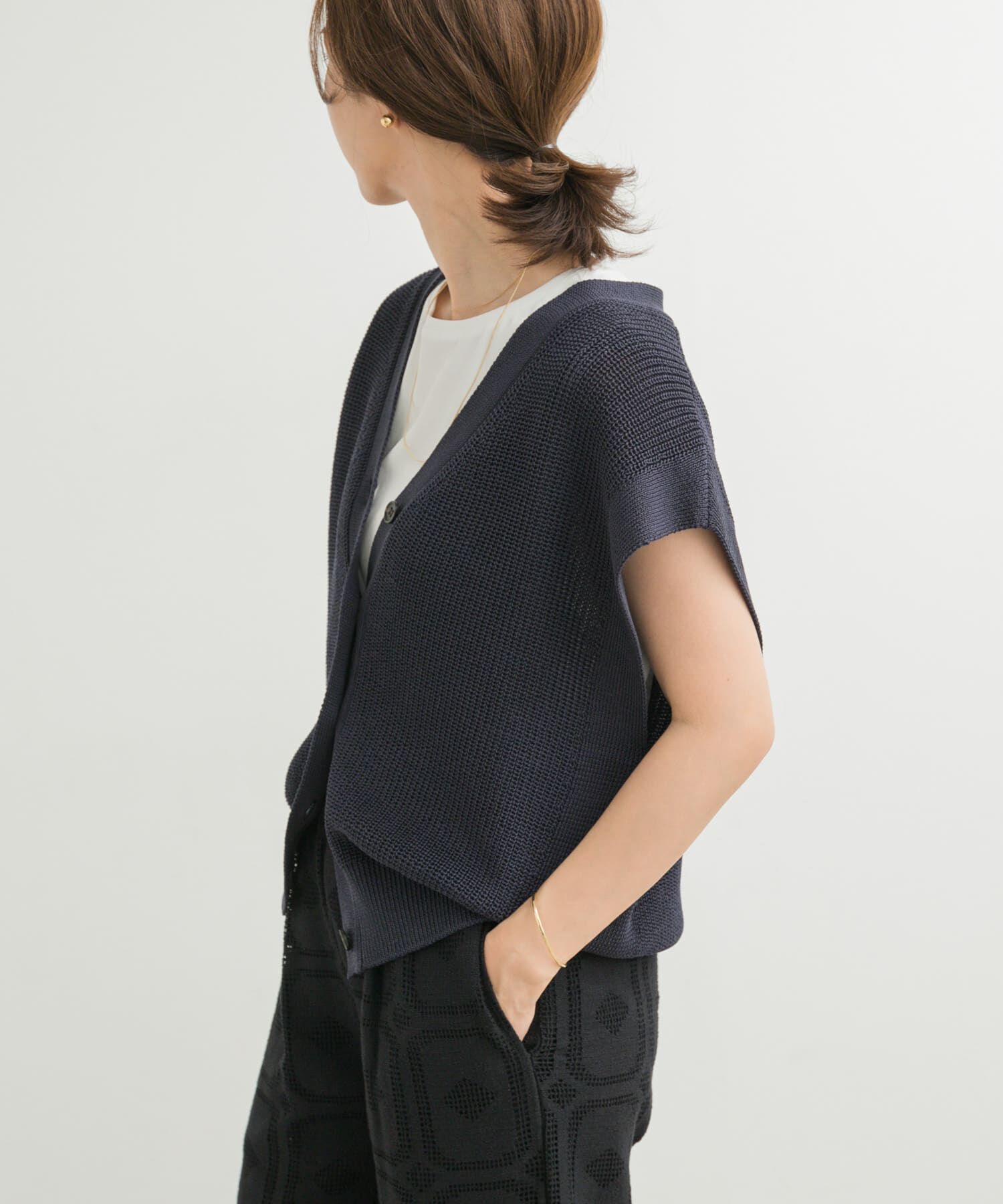 URBAN RESEARCH DOORS「リネンライクVネックベスト」|ベスト・ジレ|