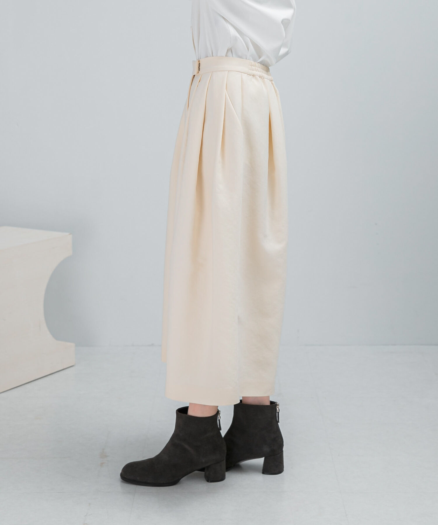 URBAN RESEARCH ROSSO「ダブルクロスフォルムタックパンツ」|その他|