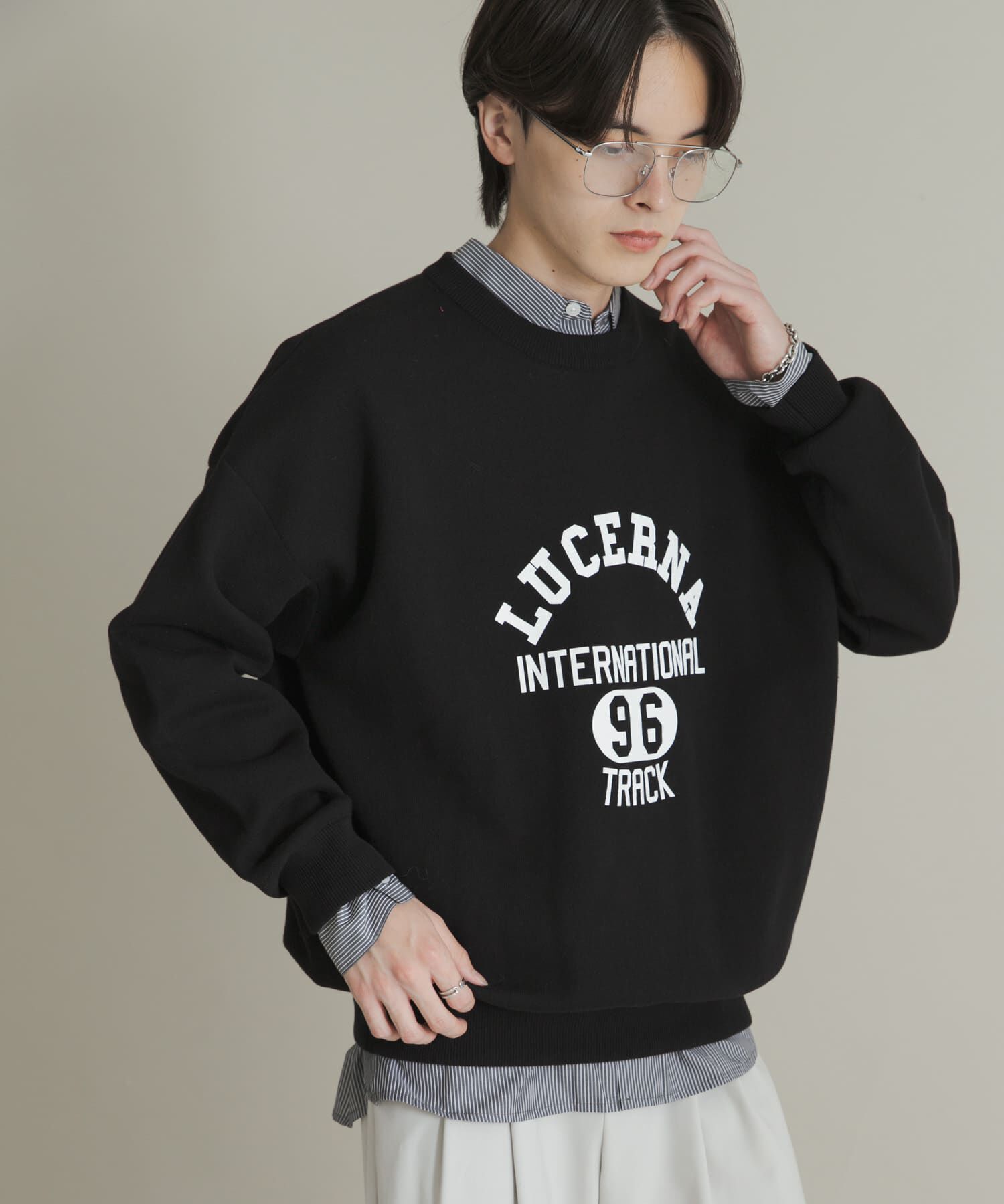 SENSE OF PLACE by URBAN RESEARCH「スウェットライクカレッジロゴニット」|ニット・セーター|ブラック