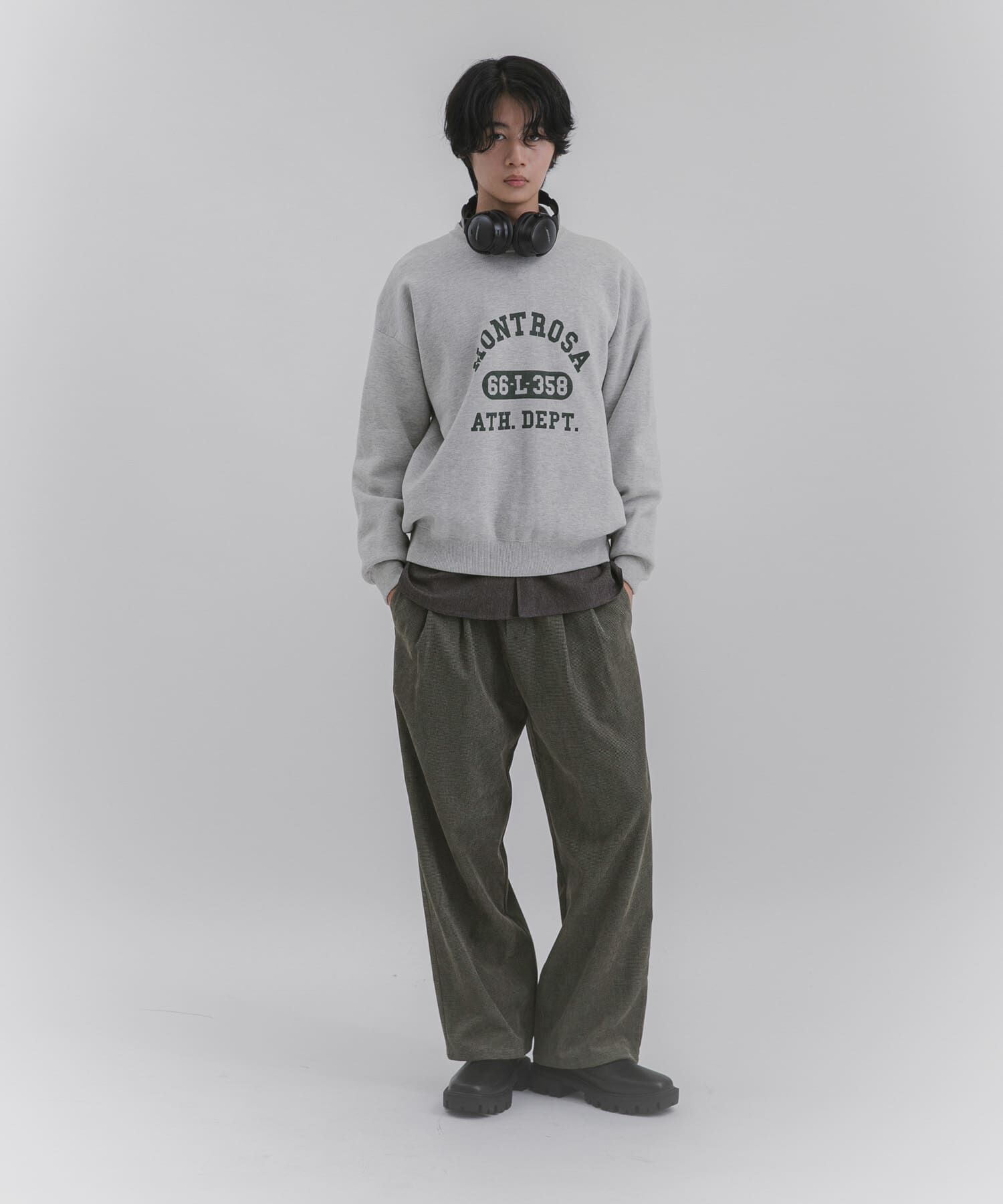 SENSE OF PLACE by URBAN RESEARCH「スウェットライクカレッジロゴニット」|ニット・セーター|