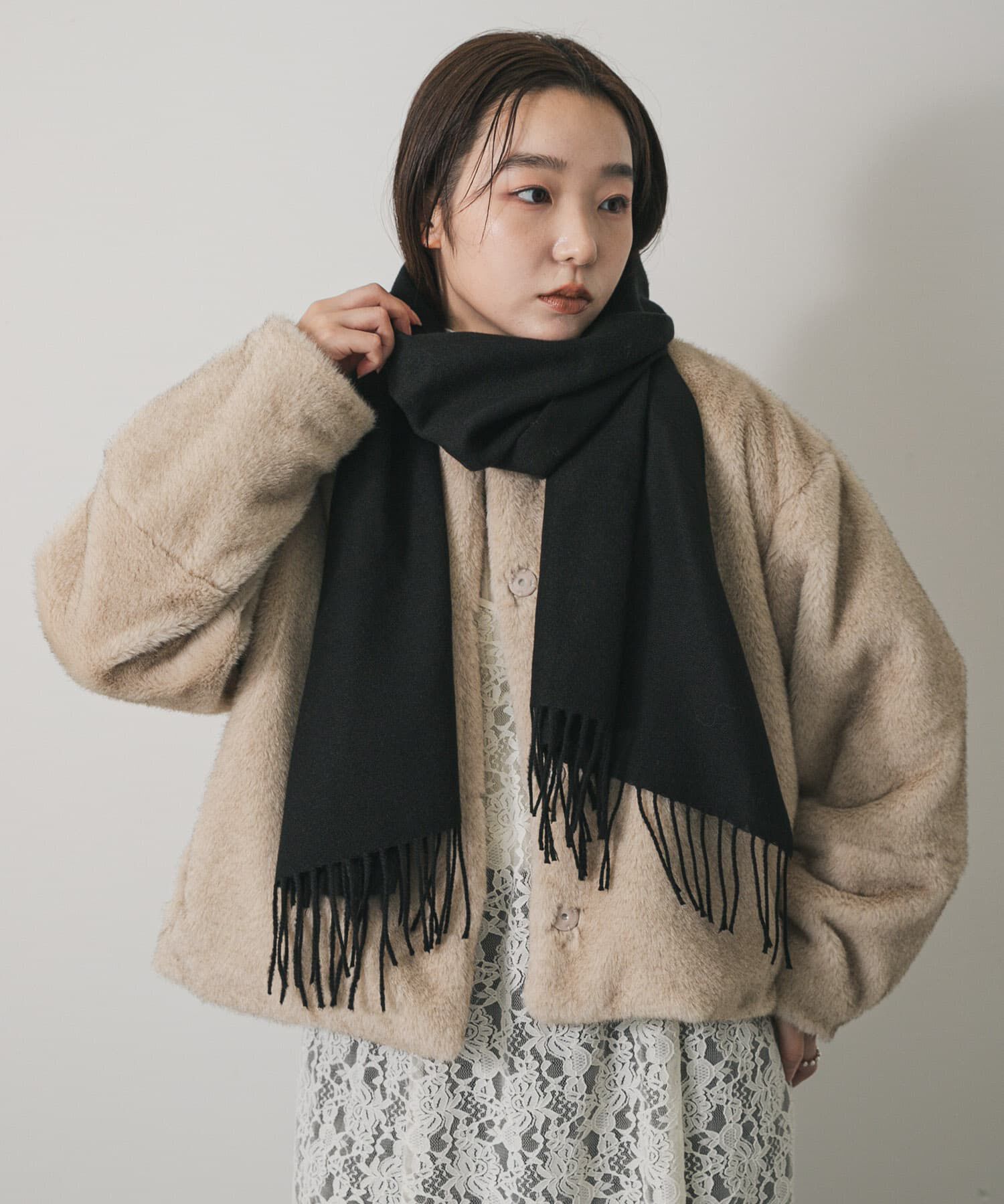 SENSE OF PLACE by URBAN RESEARCH「フリンジストール」|マフラー|